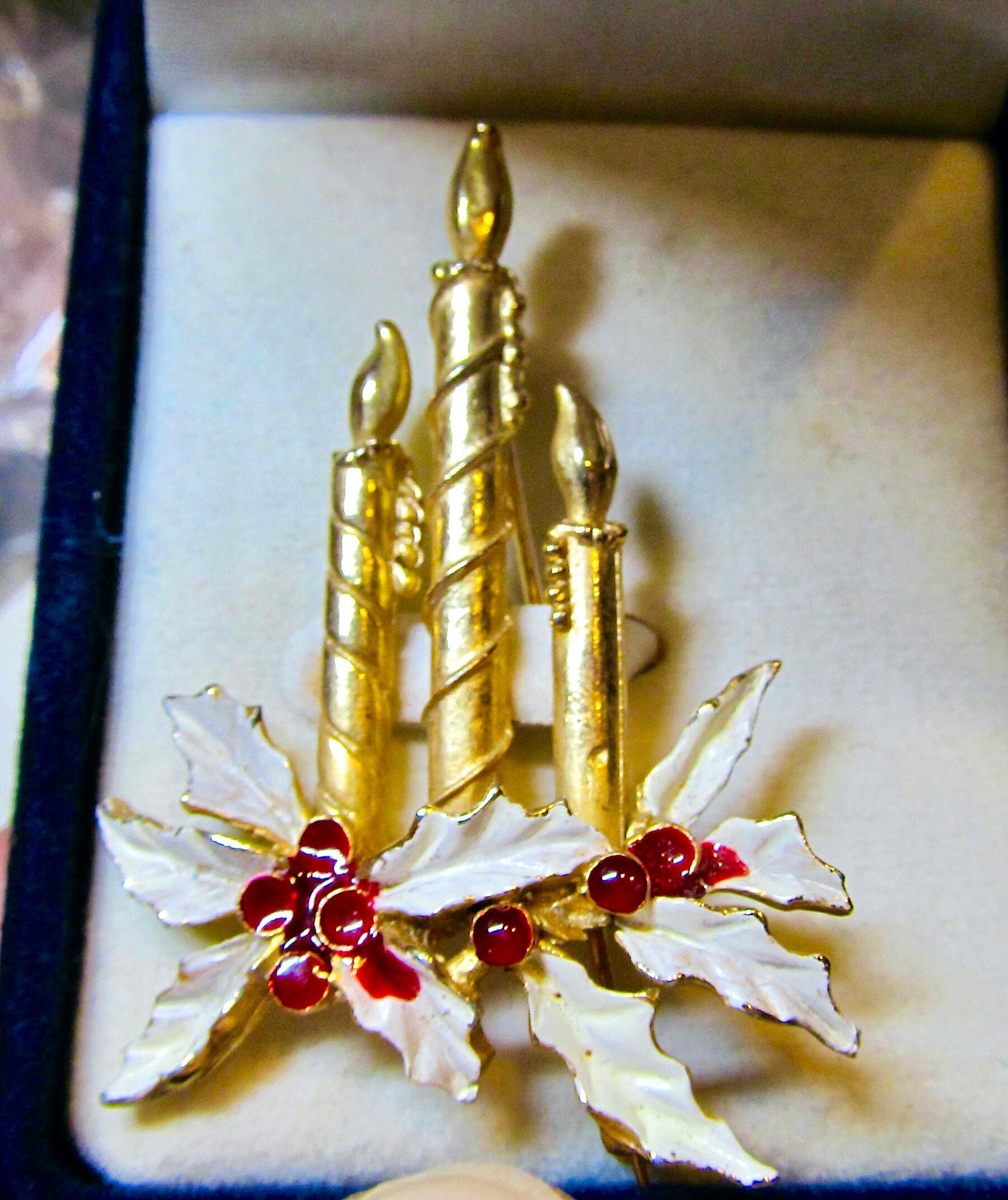 Vintage HATTIE CARNEGIE Signed Christmas 3 Gold Tone Candles