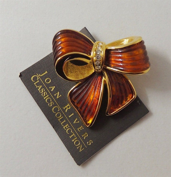 Retro Joan Rivers Signed Figural Bow Faux Amber To