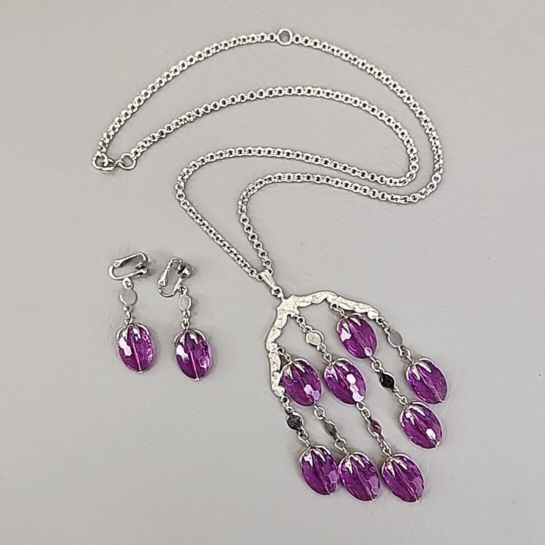 Vintage SARAH COVENTRY Wisteria Waterfall Purple Lucite