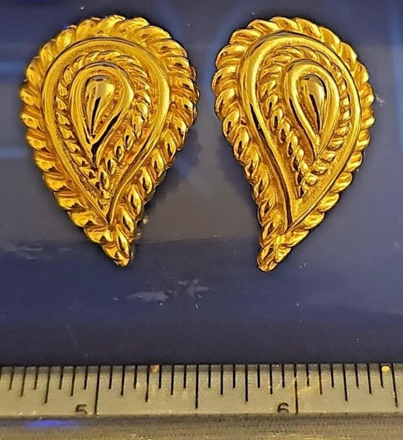 Vintage Mimi Di N Gold Tone Vintage Mimi Di N Statement Gold Tone Horse Buckle Made In  main image 4