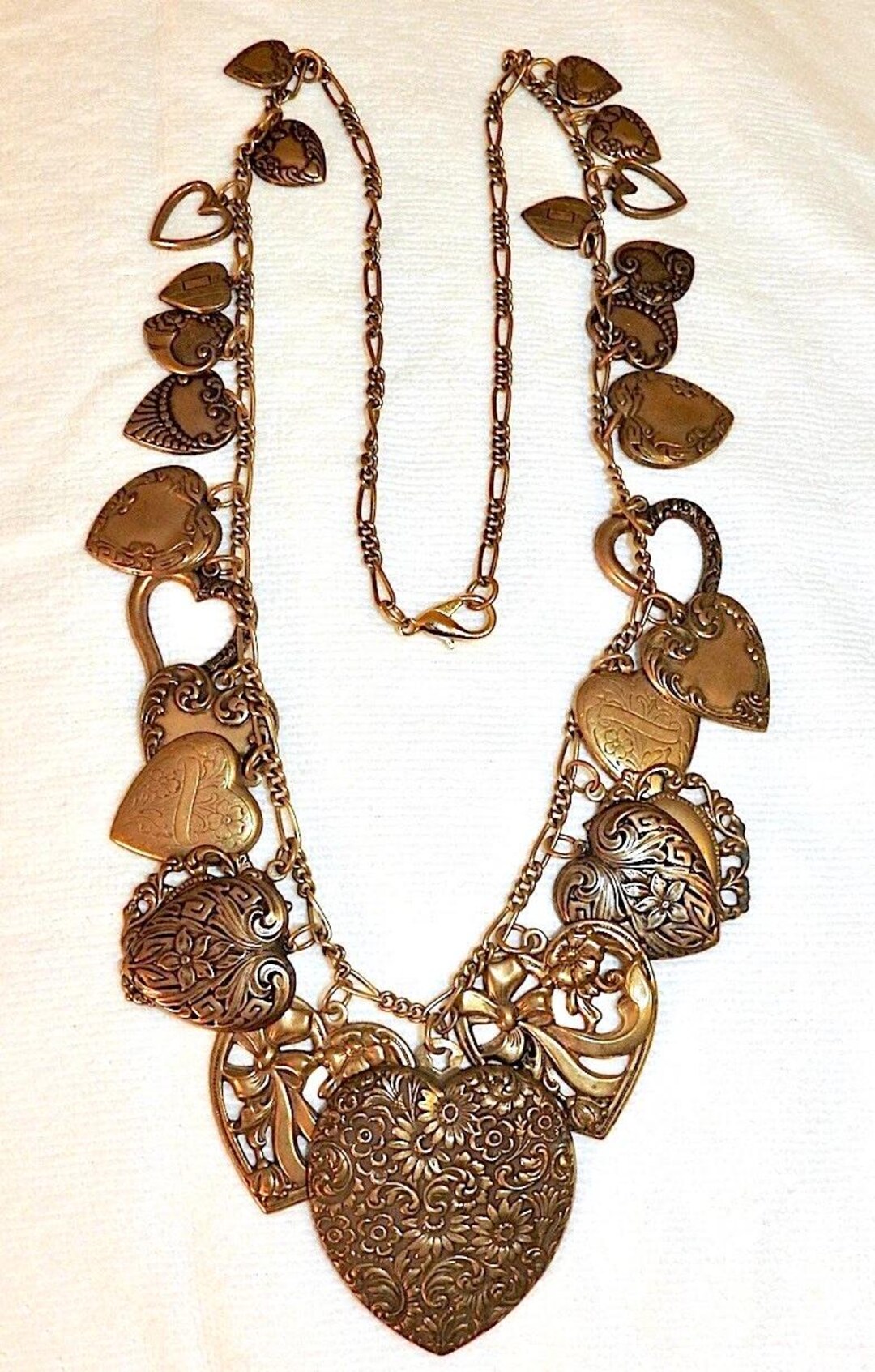 Vintage PIDIDDLY LINKS Loaded Hearts Necklace 27 Brass Charms