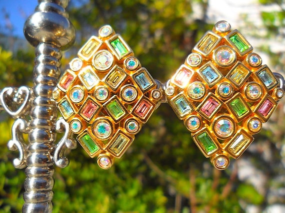 Gorgeous SWAN SWAROVSKI Signed Multi Color & Shap… - image 1