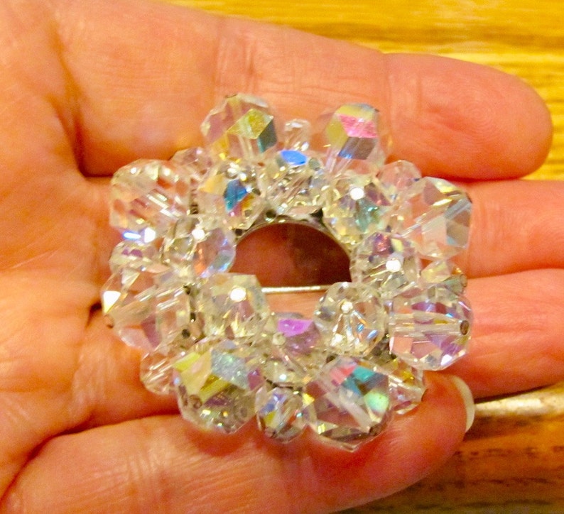 Stunning Vintage 3 Tiered Austrian Aurora Borealis Crystal Bicone Christmas Wreath Pin Brooch Holiday Jewelry
