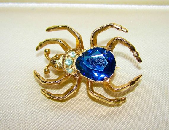 Rare EISENBERG Signed Faceted Sapphire Blue Jelly