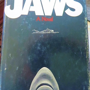 RARE Early Print 1974 JAWS Peter Benchley Hardcover Book W/ Dustcover 1st Edition Print Novel Fiction Horror White Shark