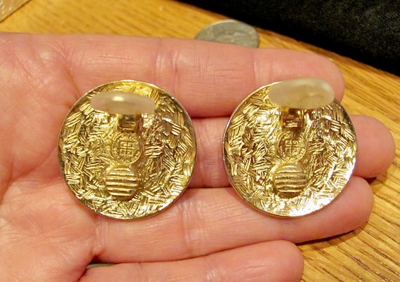 Authentic Classic GIVENCHY Signed Large Gold Tone… - image 3