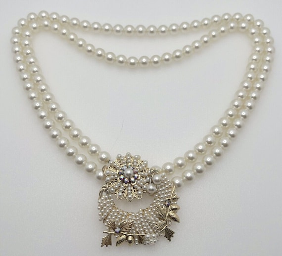 Elegant Miriam Haskell (uns.) Intricate Seed Pear… - image 1