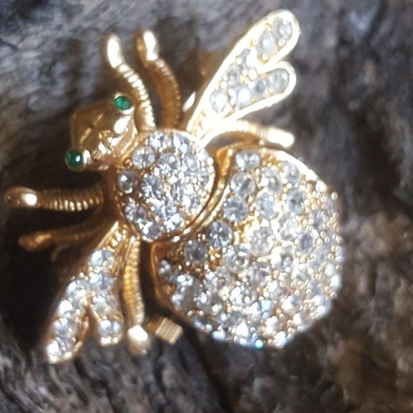 Vintage Joan Rivers Signed Lg Classic Bumble Bee Quartz Watch Brooch Pin Insect Gold Tone Clear Rhinestone Crystals Designer Costume Jewelry