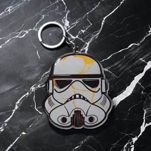 Casco de soldado nocturno del Gran Almirante Thrawn - Llavero epoxi acrílico
