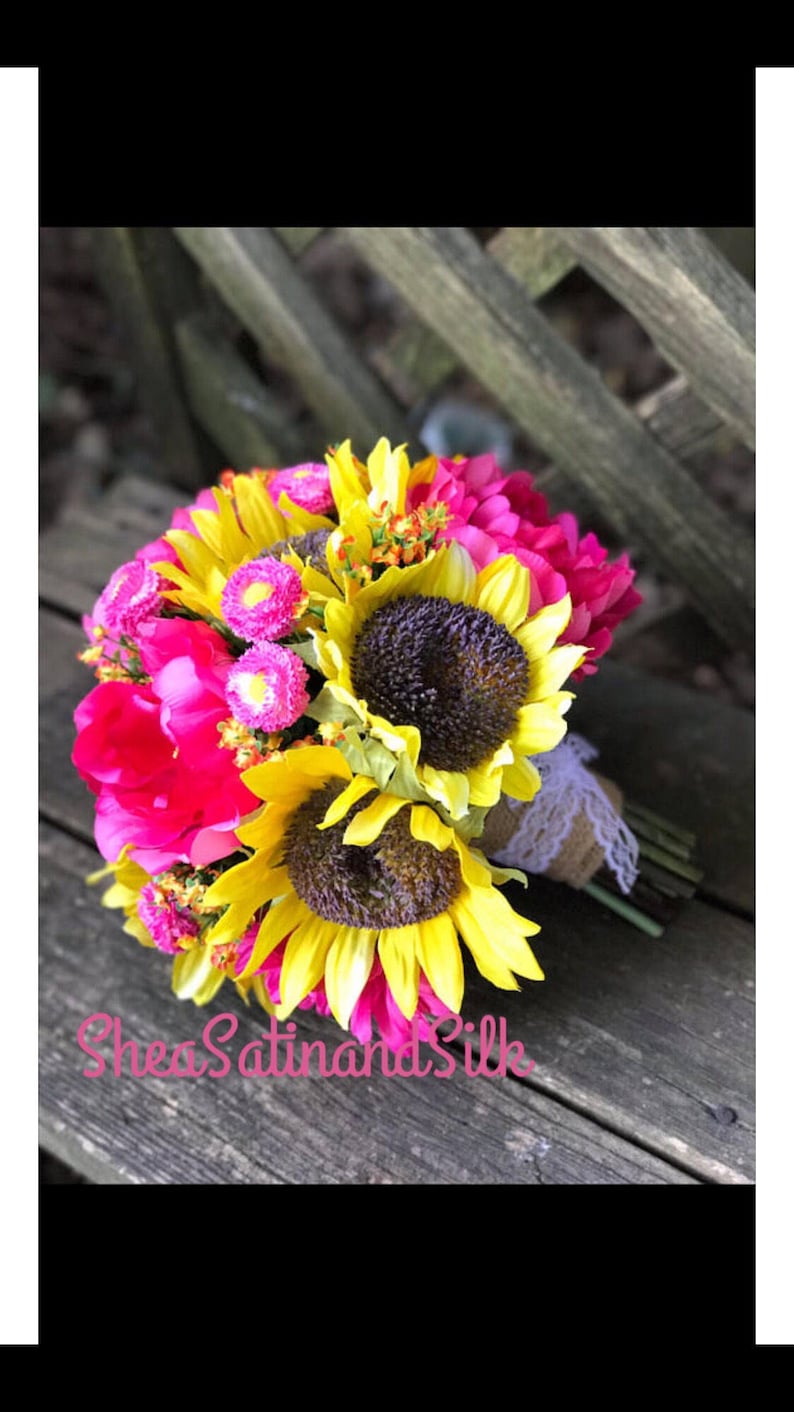 Suflower and Peony Brida Bouquet