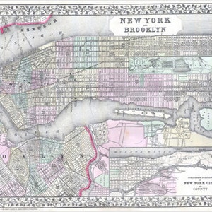 Op de afbeelding: Een vintage kaart van New York en Brooklyn, die de lay-out van de steden in het midden van de 19e eeuw laat zien. De kaart is gedrukt in zwart-wit met gekleurde accenten en bevat details zoals straten, parken en waterlichamen.
