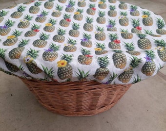 Retro pineapples bike basket cover medium