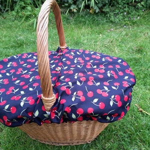 Wicker Shopping Basket Cover Retro Cherries navy background image 1