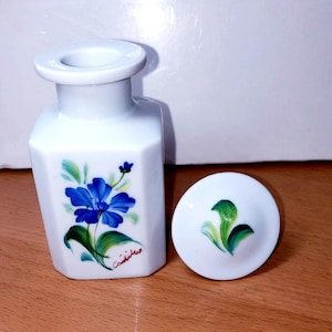 19th Century Perfume Bottle Facon Porcelaine De Limoges bouteille (B-C)!