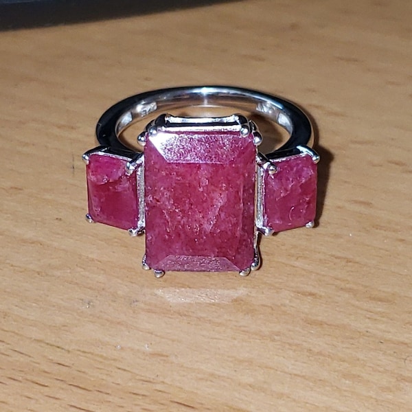 925 Sterling Silver 8.36 Ctw Octagon Ruby Ring (Size 7)!