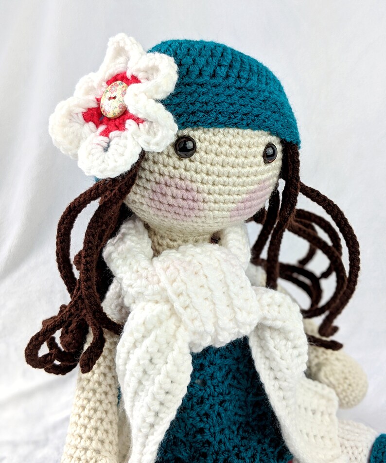 muñeca de crochet molly