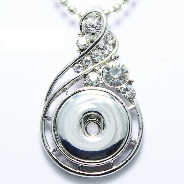 Item# 3027J--- 18mm/20mm Swirl Design w/Multi Clear Rhinestones Snap Jewelry Pendant