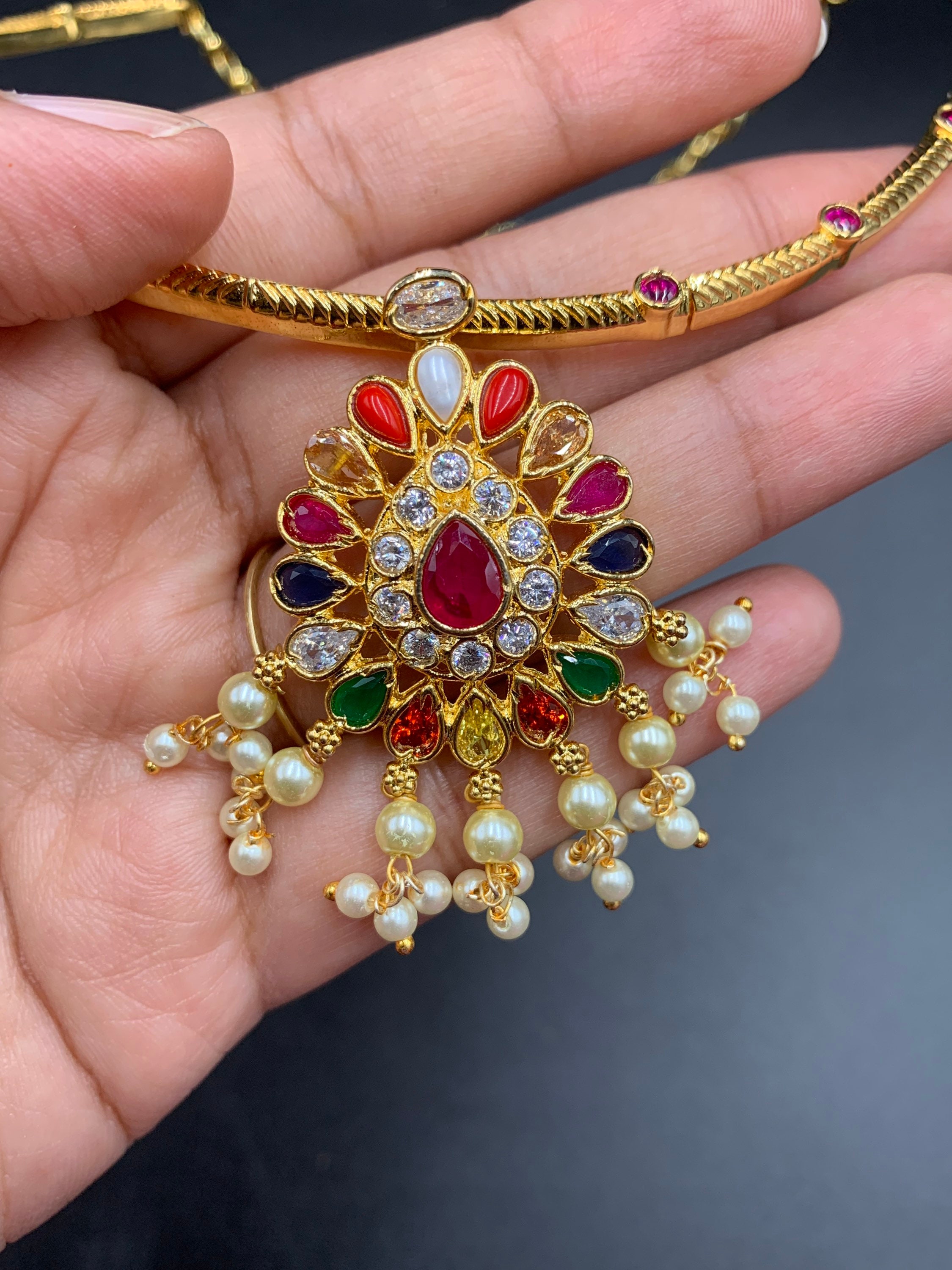 Kante Wire Necklace Navarathna Stones Necklace Set Gold