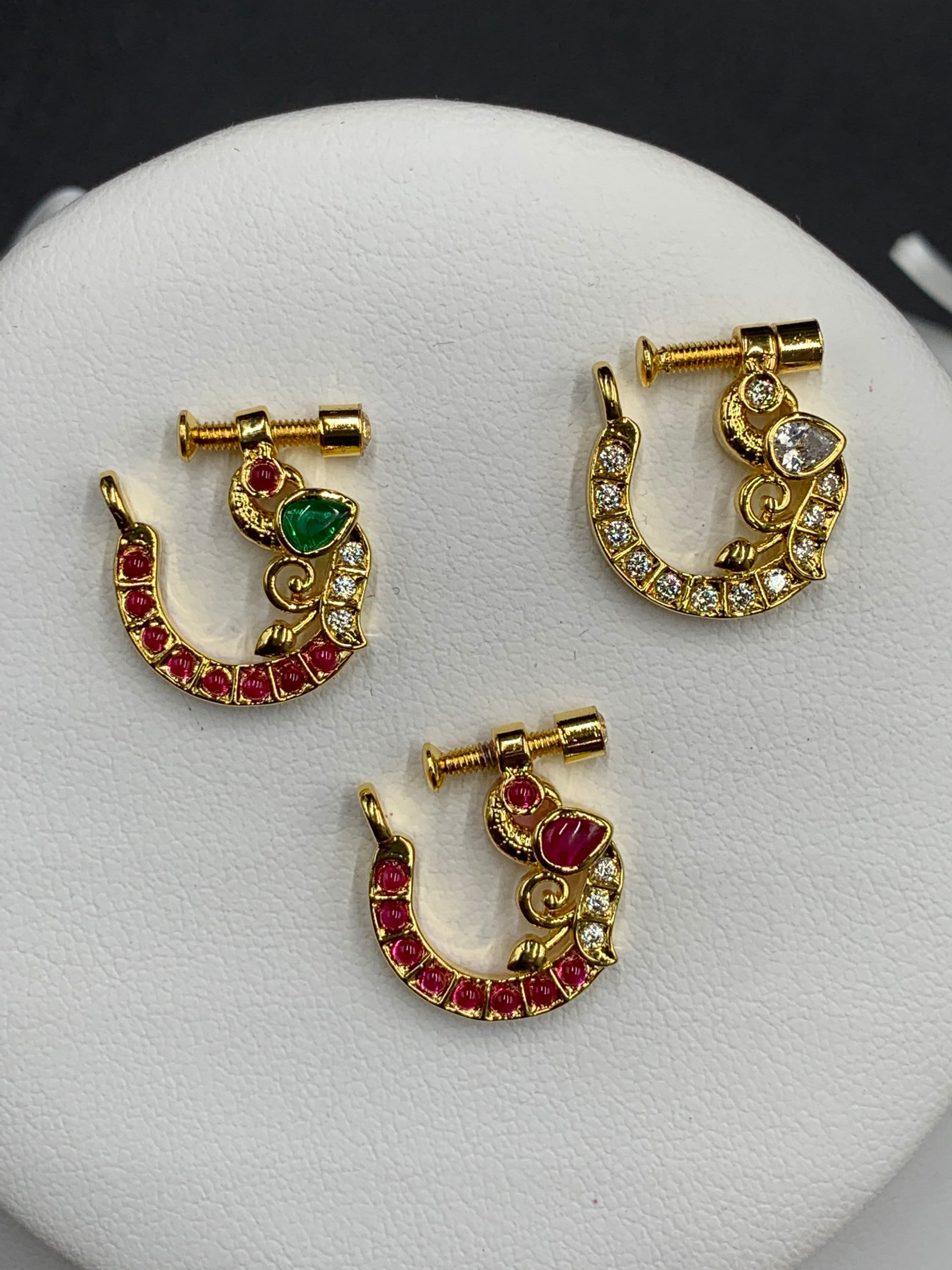 Nose Ring Pressing Nose Ring Nuth Mukku Pudaka Mukuthi Stud