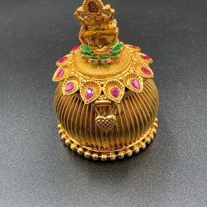 Kumkum Box/ Puja Item/ Ring Box/ Antique Box/ Lakshmi Devi Kumkum Box/ Sindhoor Box/ Jewelry Box/ Gifted Item image 4