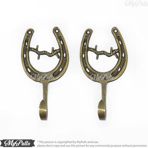 Solid Brass Cowboy Horseshoe Wall Hook – Western Rustic Decor for Entryway, Barn, or Cabin