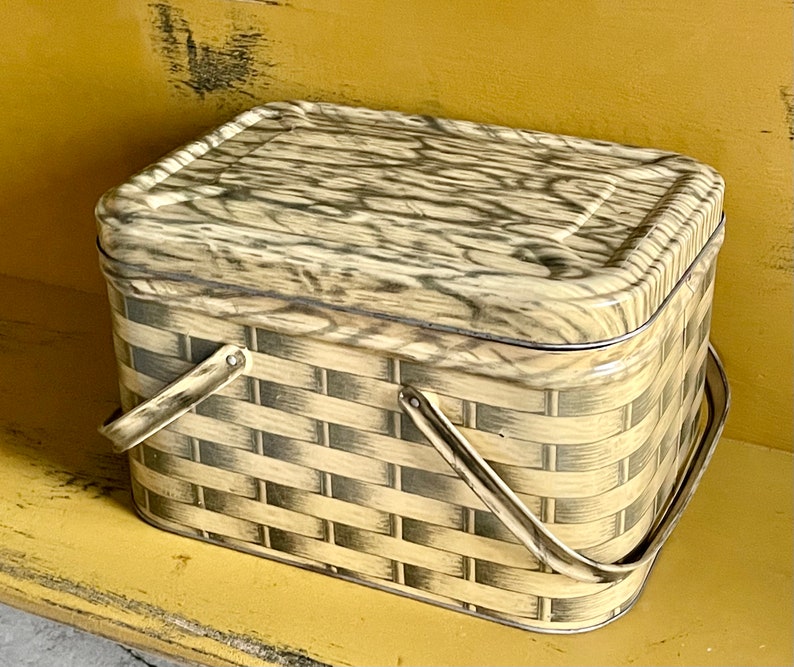 Rustic Metal Picnic Basket Woven Metal Basket Vintage Lunch Etsy