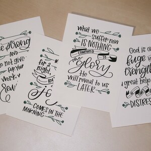 Cartes bibliques d'affirmation de naissance imprimables, ensemble de 4 versets bibliques manuscrits, affirmations de naissance inspirantes Téléchargement instantané