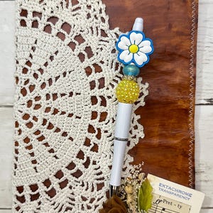 Blue Flower Beaded Pen - Handmade Acrylic Bead Pen Gift