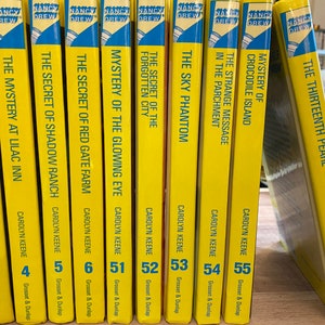Nancy Drew Mystery Stories. Children’s Book.