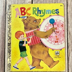 ABC Rimas, Un pequeño libro de oro. Libro infantil vintage.