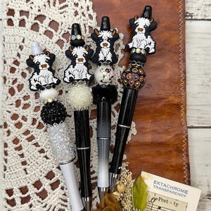 Highland Cow Beaded Ink Pen - Acrylic Beads Silicone Focal - Beadable Handmade Pens Gift for Her