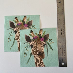 Set of 2 individual Giraffe Decoupage Paper Napkins Animal , Luncheon Size, Decoupage Scrapbook Serviette