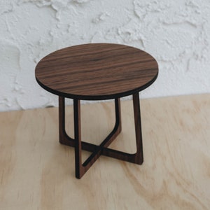 1:6 Scale Round Dining Table - laser cut file SVG and PDF for Barbies