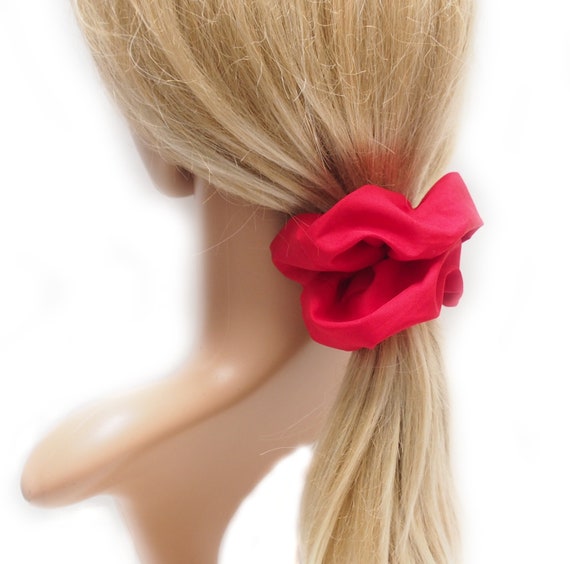 Hair rubber Scrunchie in red Handmade