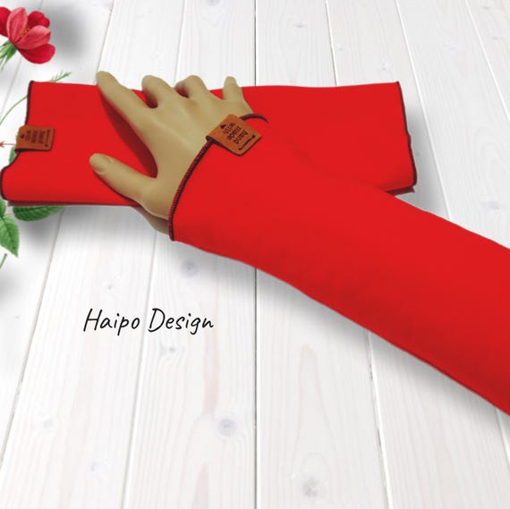 Arm warmers long cuffs ladies wrist warmers made of alpine fleece red