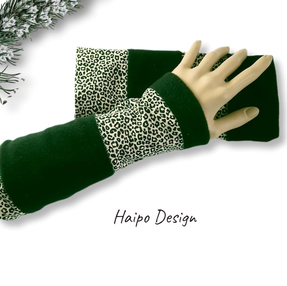 Reversible arm warmers in leopard print - 2-in-1 jersey & polar fleece, warm and cozy
