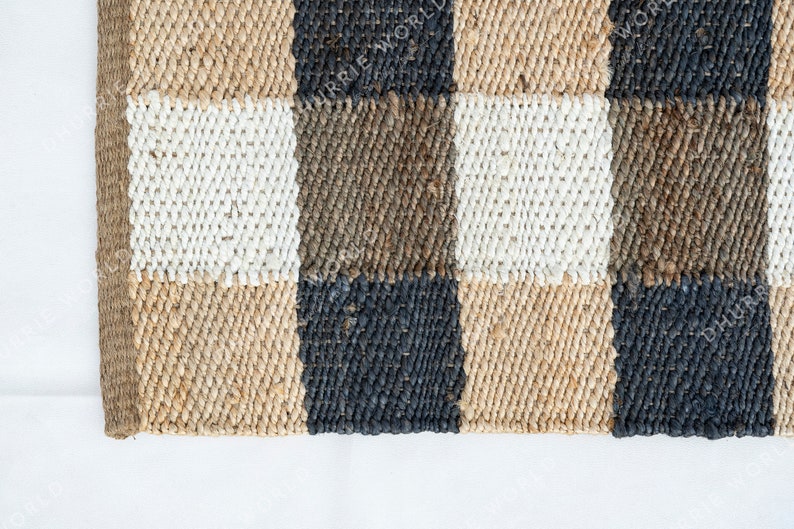 Checkered Jute Rug in Beige, white & Grey color