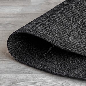 Jute Round rug in black color