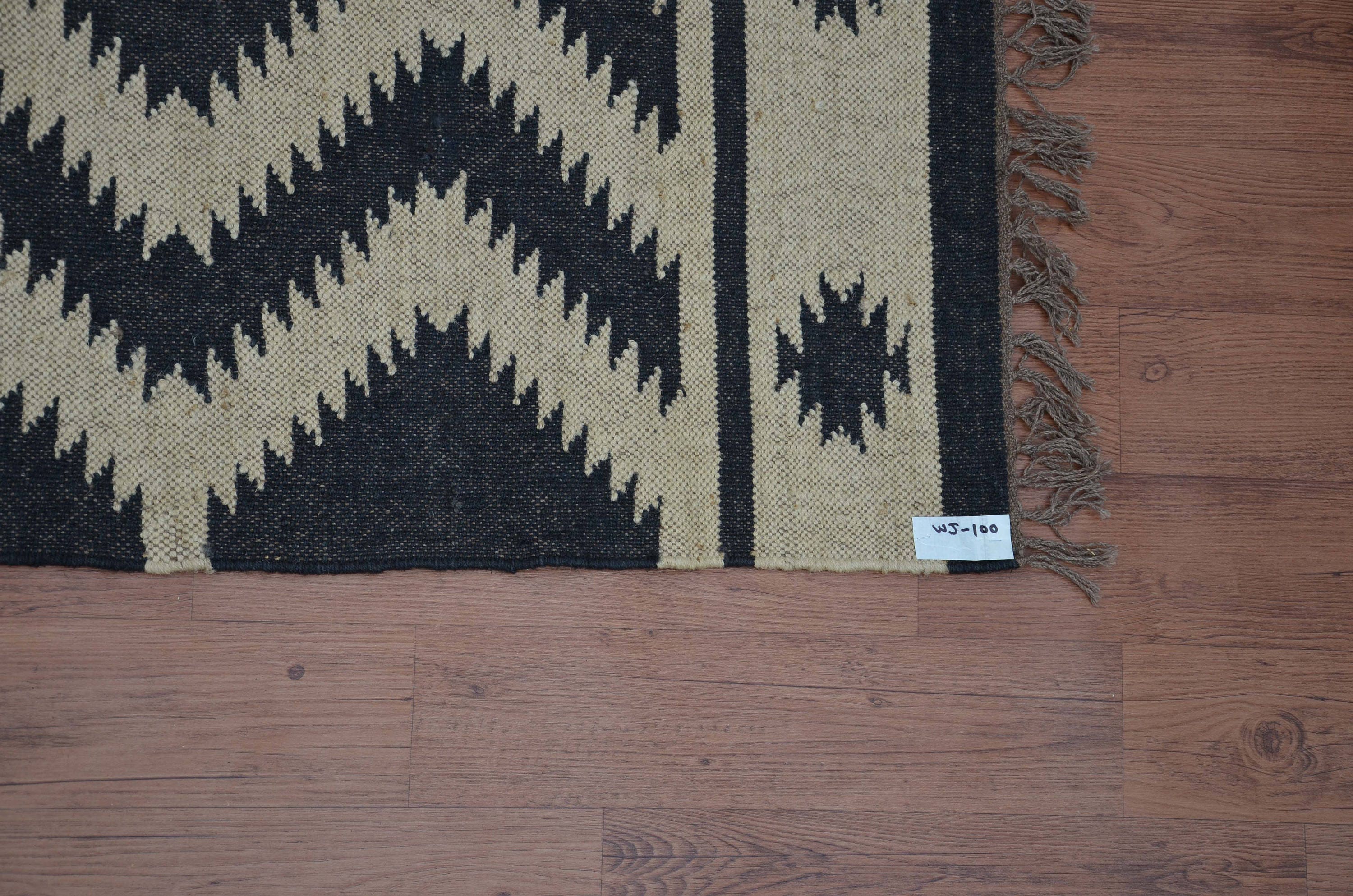 Black White Chevron Wool Jute Kilim 4x6 Zig Zag Rug Etsy