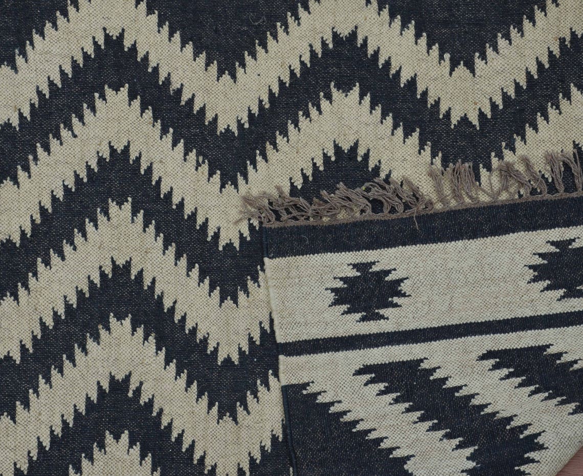 Black White Chevron Wool Jute Kilim 4x6 Zig Zag Rug Etsy