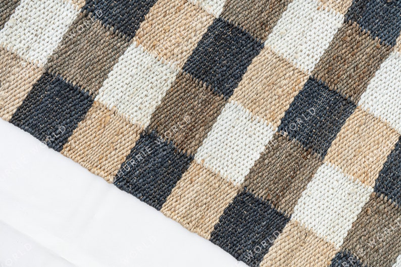 Checkered Jute Rug in Beige, white & Grey color