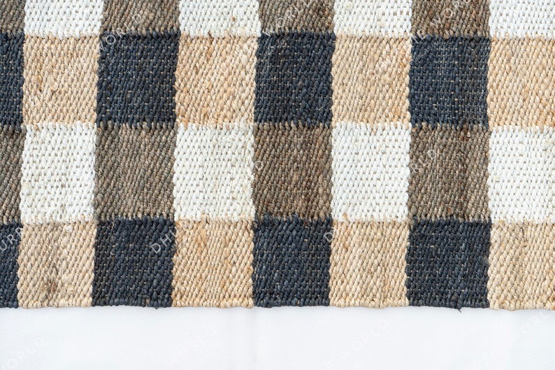 Checkered Jute Rug in Beige, white & Grey color