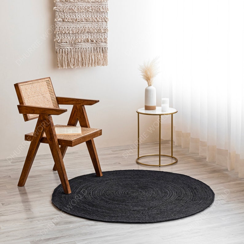 Jute Round rug in black color