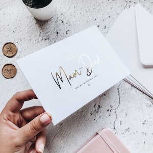 Verijdeld aan mijn geweldige ouders op mijn trouwdag - Ouders bruiloft bedankkaart - Moeder dank u trouwkaart - Mama en papa kaart