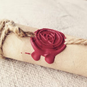Pergamino medieval: carta caligráfica manuscrita personalizada en papel envejecido para una carta de amor, aniversario, lectura de bodas, invitación, LARP, DnD