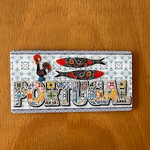 PORTUGAL • tiles, Barcelos Rooster & Sardines •  small license sign plate magnet fridge (new)