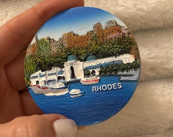 GRIECHENLAND • Rhodos | Keramik Vintage Kühlschrankmagnet | Handgemaltes griechisches Souvenir – Handgefertigtes Sammlerstück – 2005