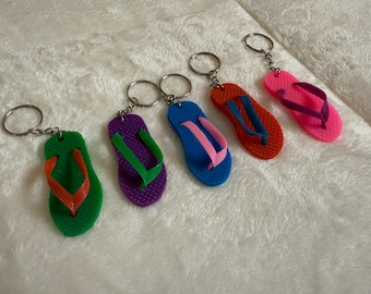 Mini Flip Flop Schlüsselanhänger Set - 5er Pack - Niedliche Pantoffel Schlüsselanhänger - Bunte Mini Sandale Schlüsselanhänger - Lustiges Geschenk Zubehör