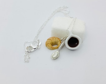 Collier café croissant fimo, collier fantaisie femme, idée cadeau Noël