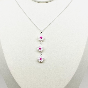 Fimo flower pendant necklace, floral fantasy necklace, gift idea for mom